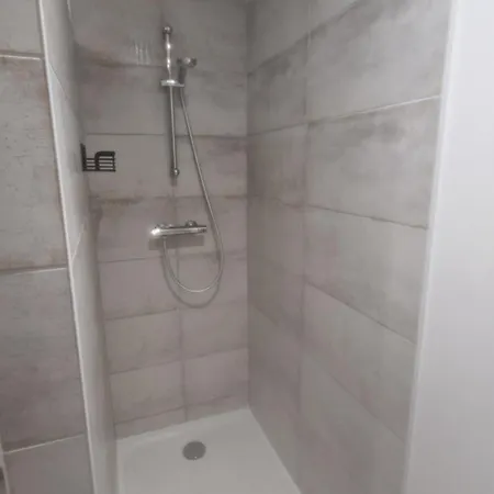 Maison 2 Proche Circuit 24h Et Toutes Commodites 度假居